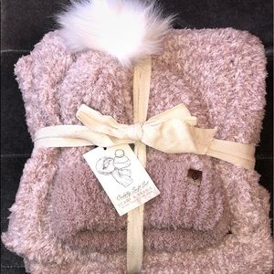 SOLD ASPEN Scarf and hat set